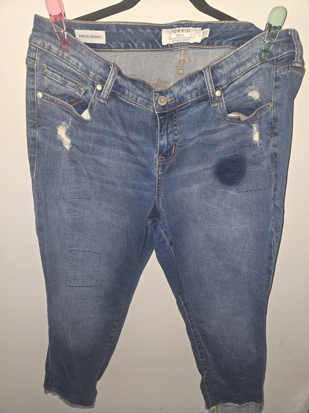 Torrid Women’s Blue Ankle Skinny Jeans